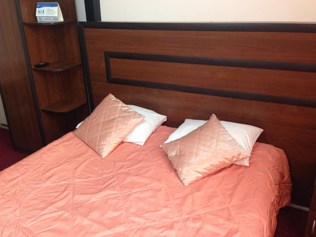 Bayterek Hotel アスターナ エクステリア 写真